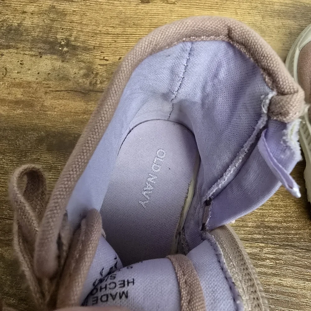 Old Navy Girls Pink Canvas High-Top Shoes Size Zipper Toddlers Size 8